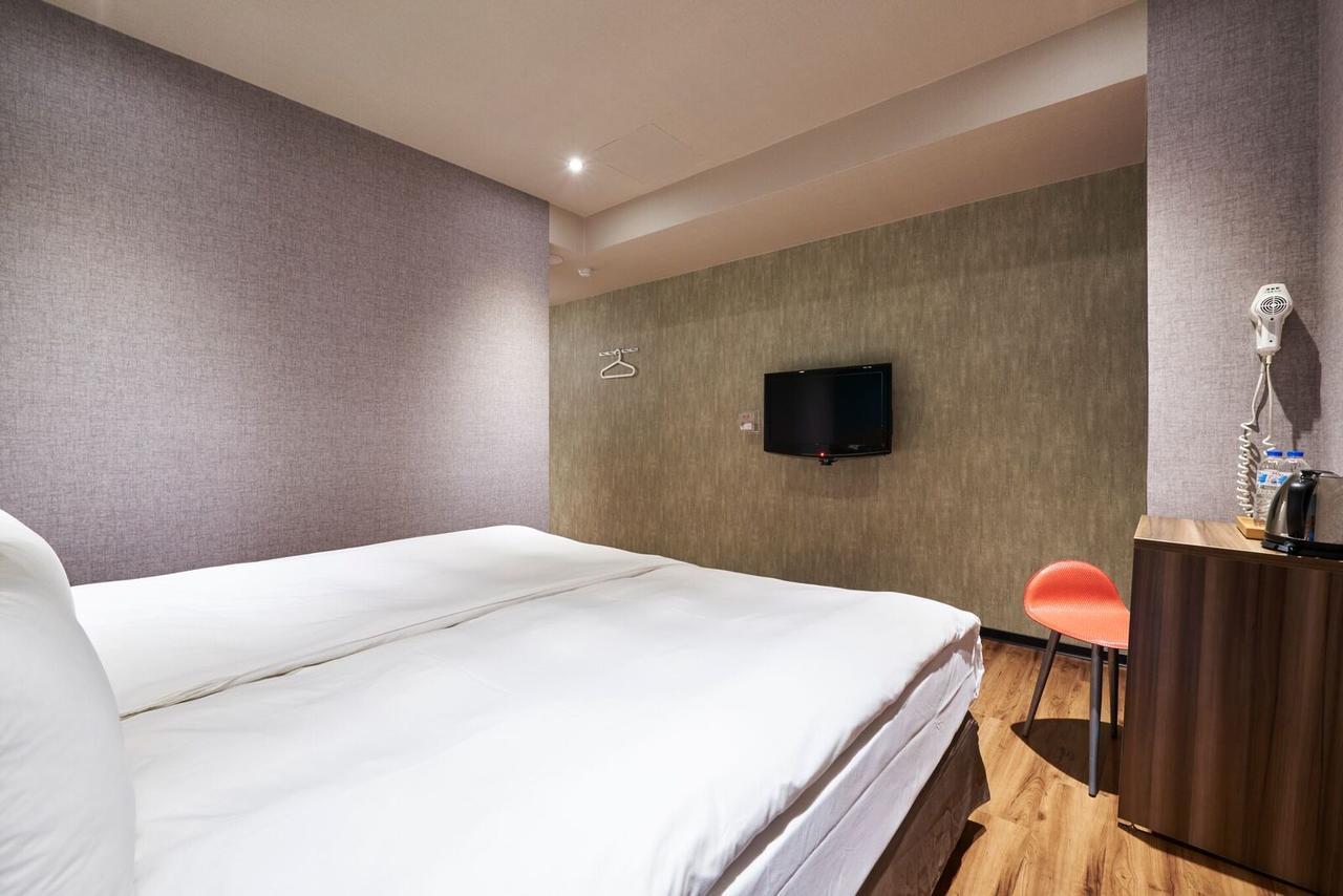 Tomorrow Hotel Taipeh Exterior foto